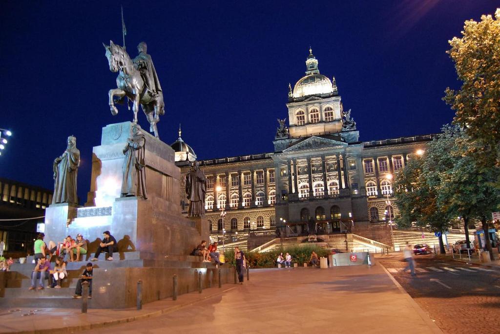 Prague Palace - Wenceslas Square Exterior foto